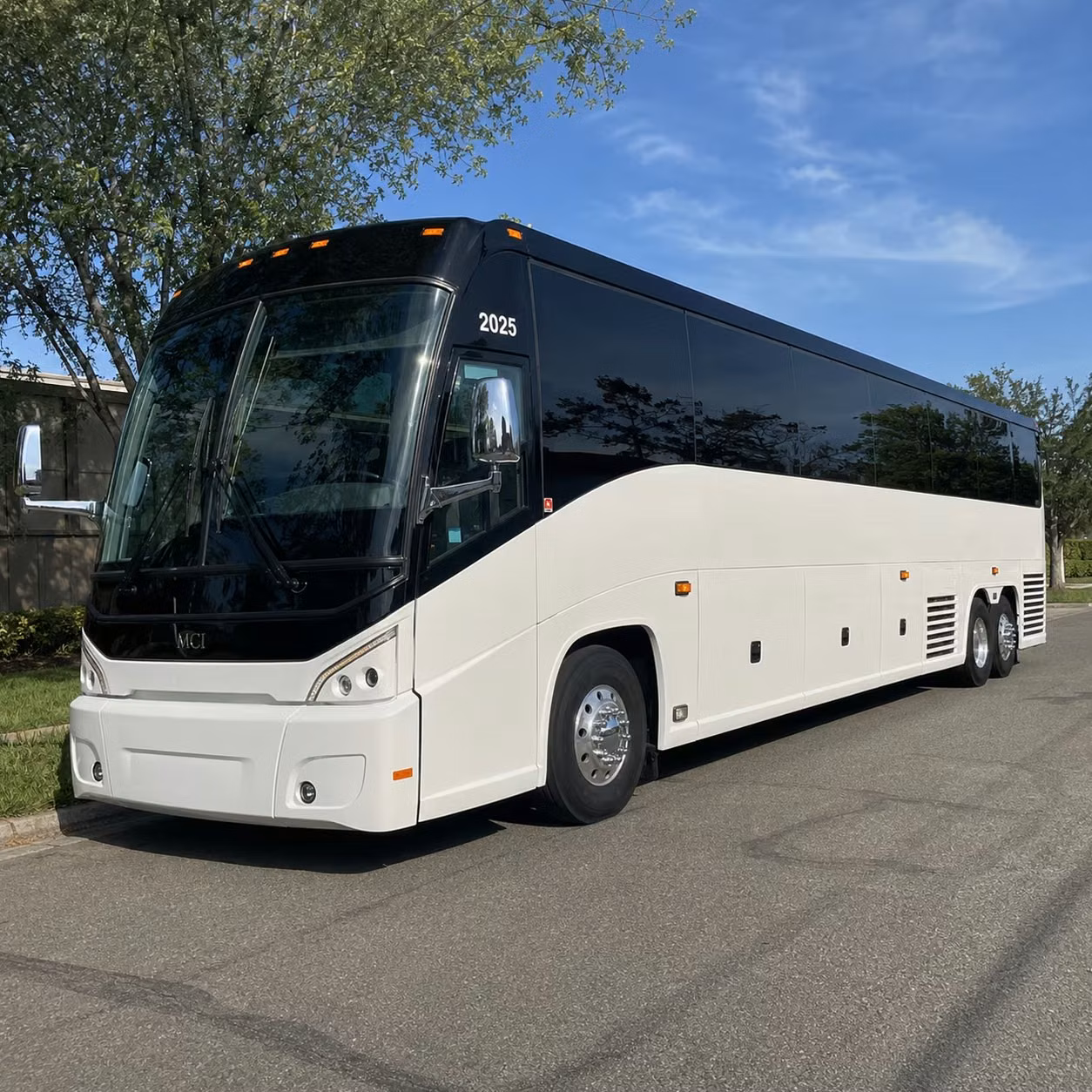 charterbusrentalmanchesternh com is how manchester federal agencies handle conference and event shuttles