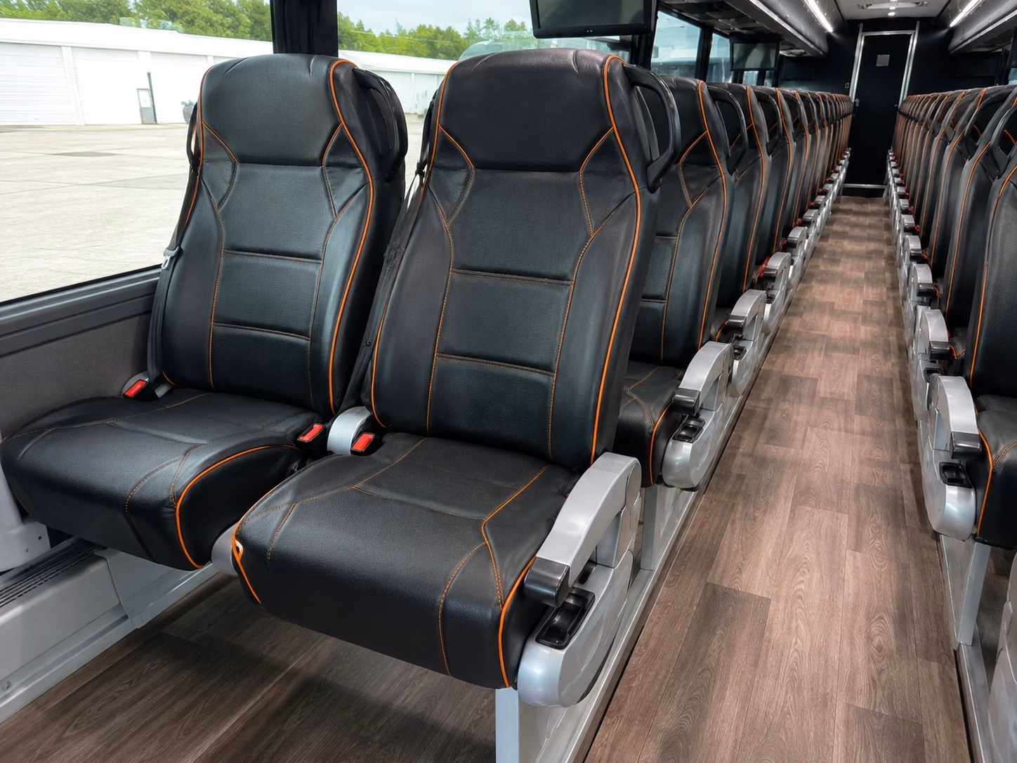 charterbusrentalmanchesternh com is the go to for manchester high school prom transportation