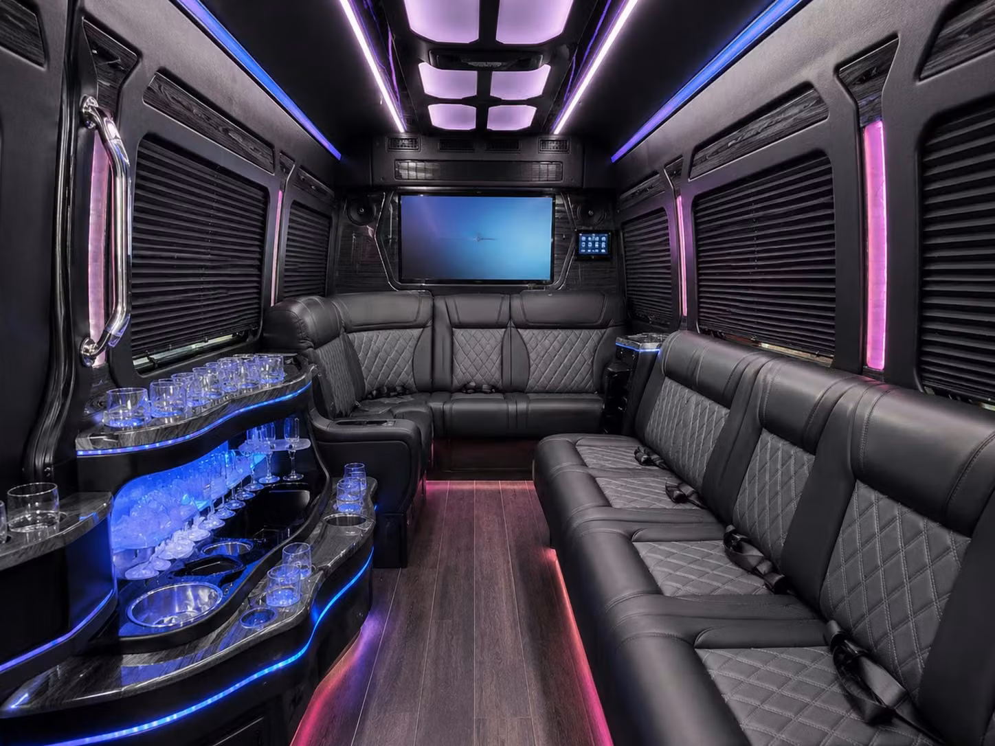 college sports transportation to unh wildcats and dartmouth big green events