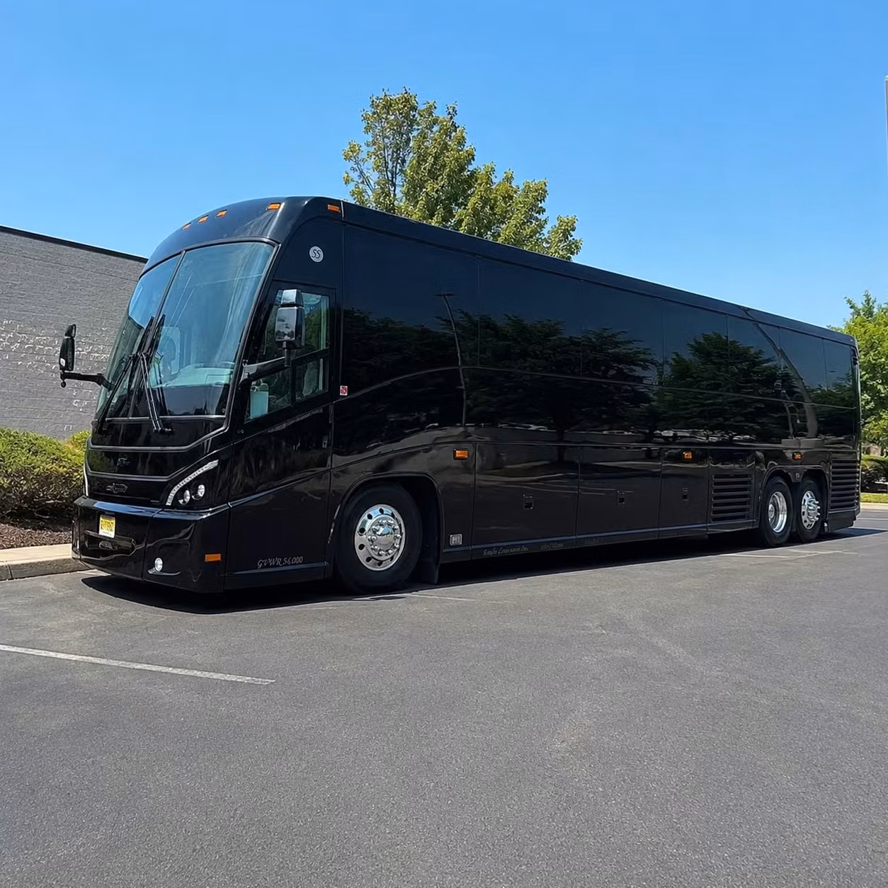 you can find and book employee transportation in manchester and any nearby city